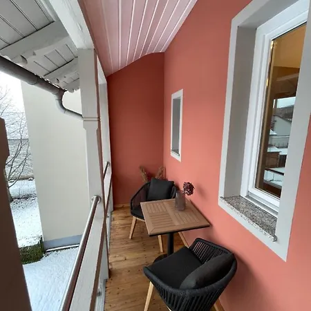 Direkt Am Bahnhof Apartamento