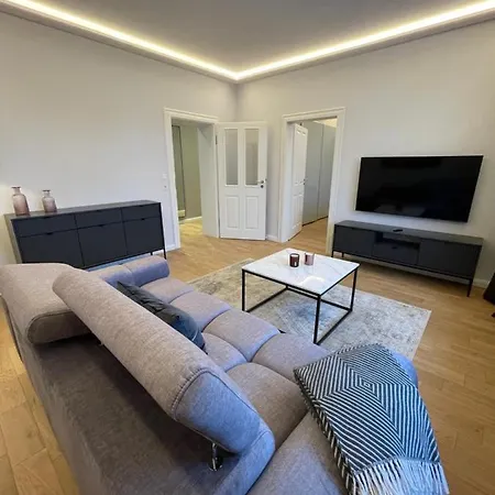 Direkt Am Bahnhof Apartment